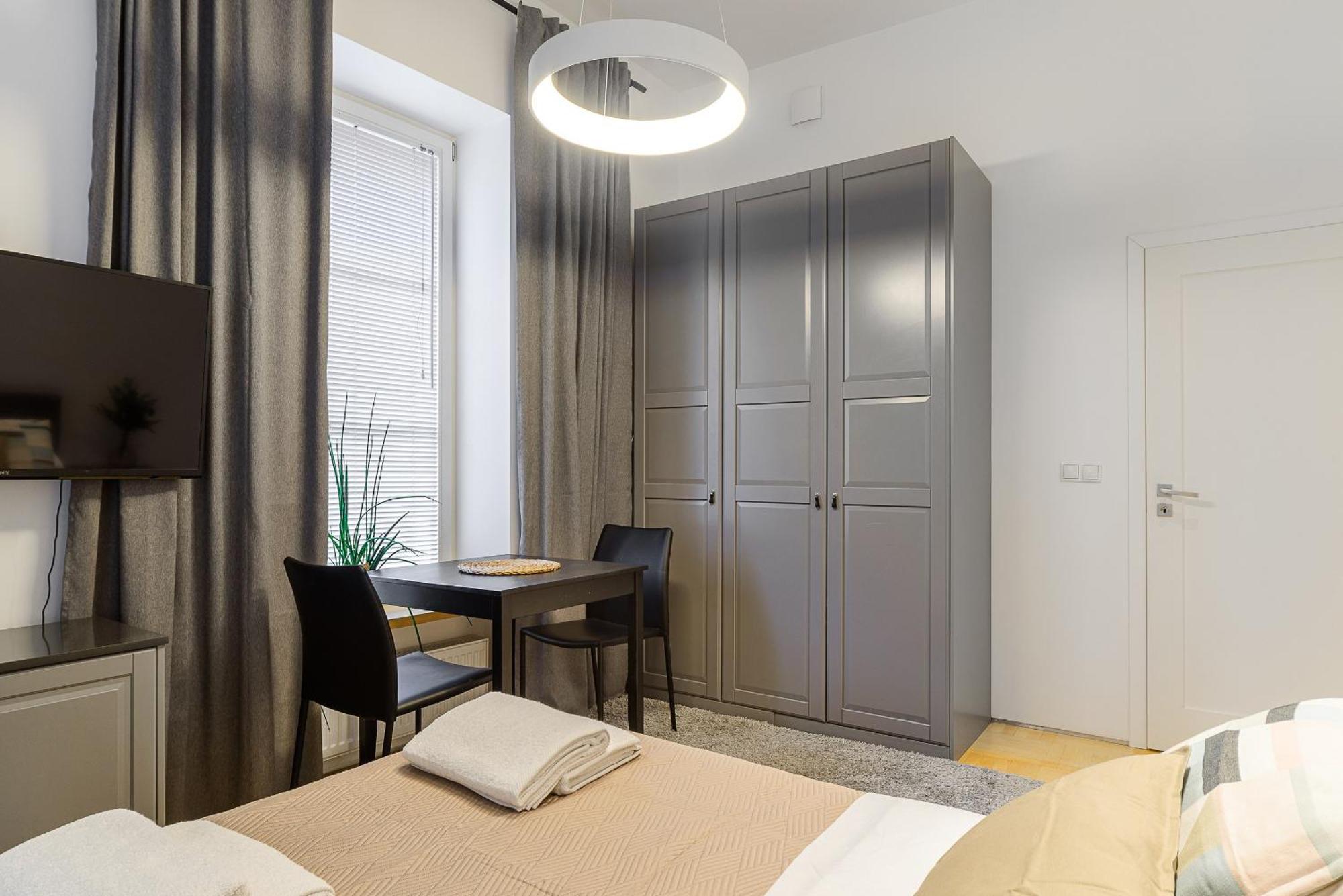 P&O Serviced Apartments Warecka Street Varsovie Extérieur photo